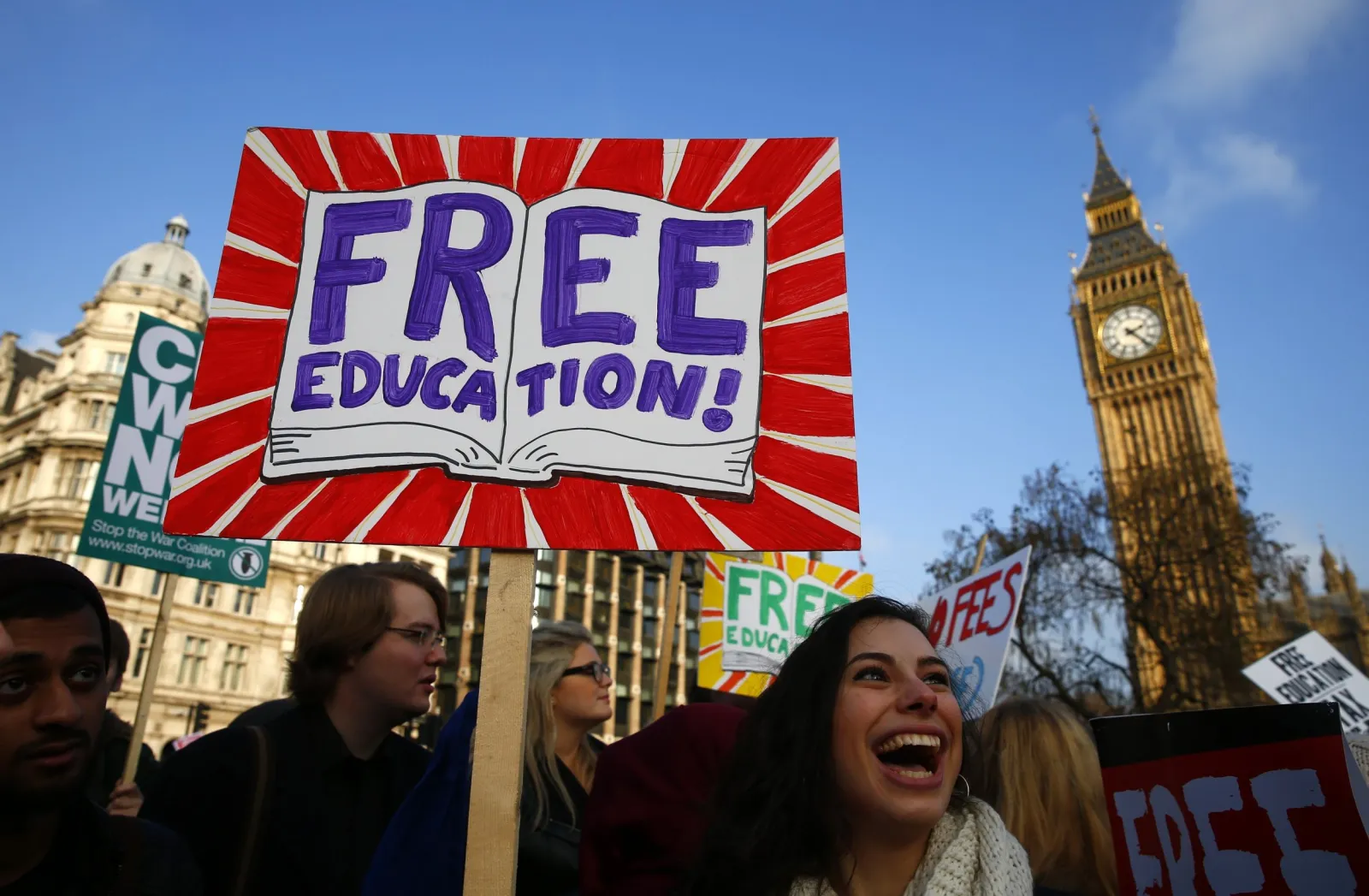 Student Loans Company Allegedly Spied on Students Estranged From Their ...