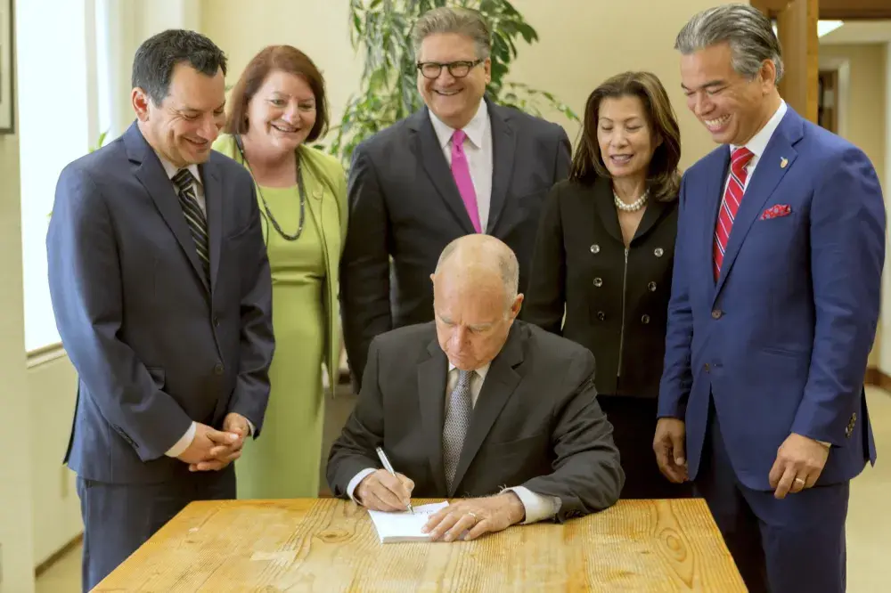 Cash Bail Reform Senate Bill 10: California Governor Jerry Brown Signs New Law