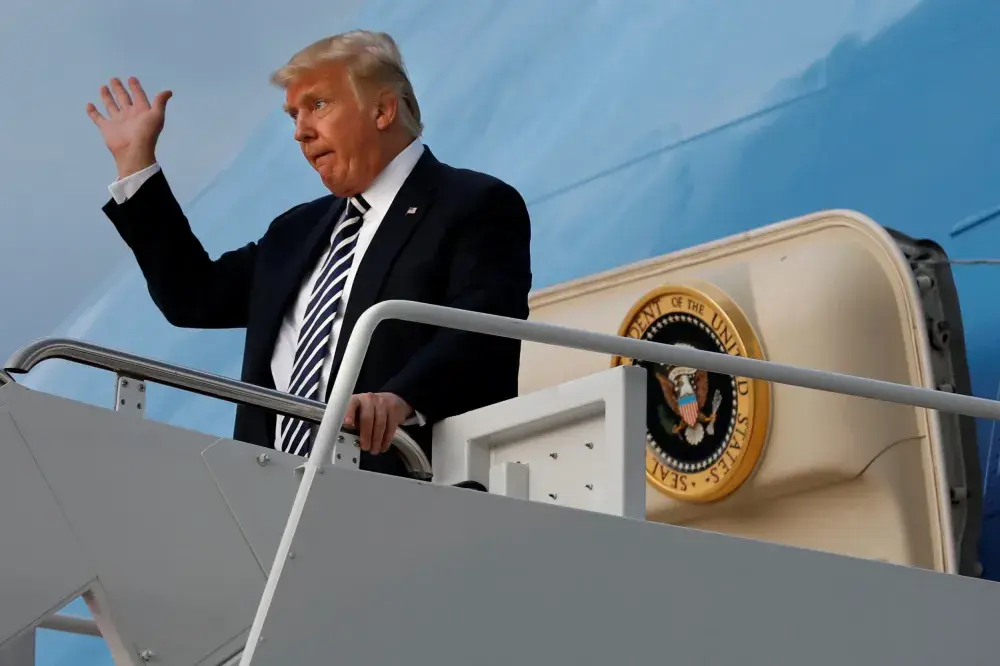Stephen Colbert Mocks Trump Over New Book: ‘Not All Southerners Are Dumb, Just the Ones Willing to Work for You’