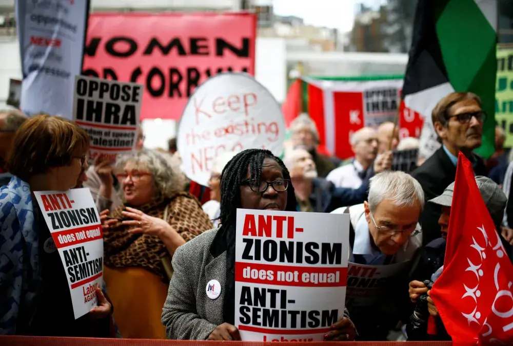 ‘Israel Is a Racist Endeavor’: London Bus Stops Plastered With Posters Amid Anti-Semitism Row