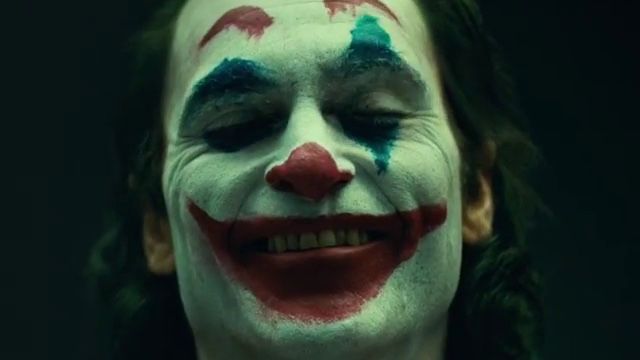 how many cigarettes did joker smoke in the movie He's a Joker and a Smoker: Joaquin Phoenix Lights Up on NYC Subway Set