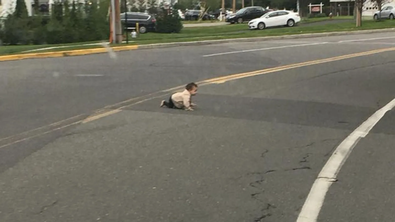 New Jersey Father Faces Charges After Baby Found in Middle of Busy Road ...