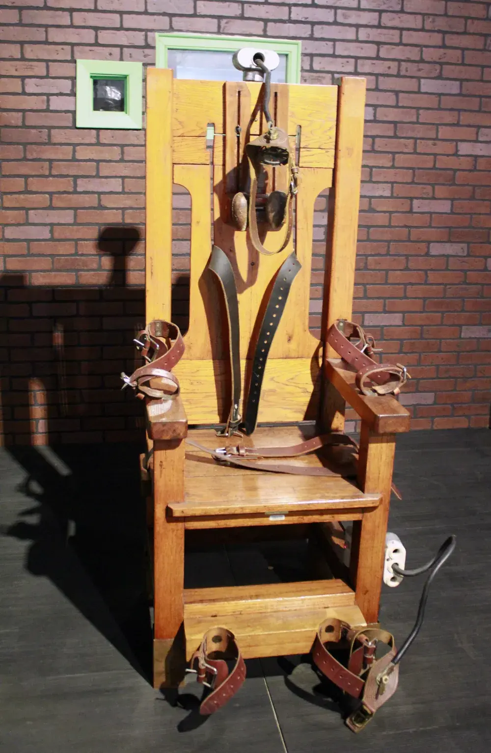 Death Row Inmate Calls Lethal Injection ‘Torture,’ Will Be Executed by Electric Chair