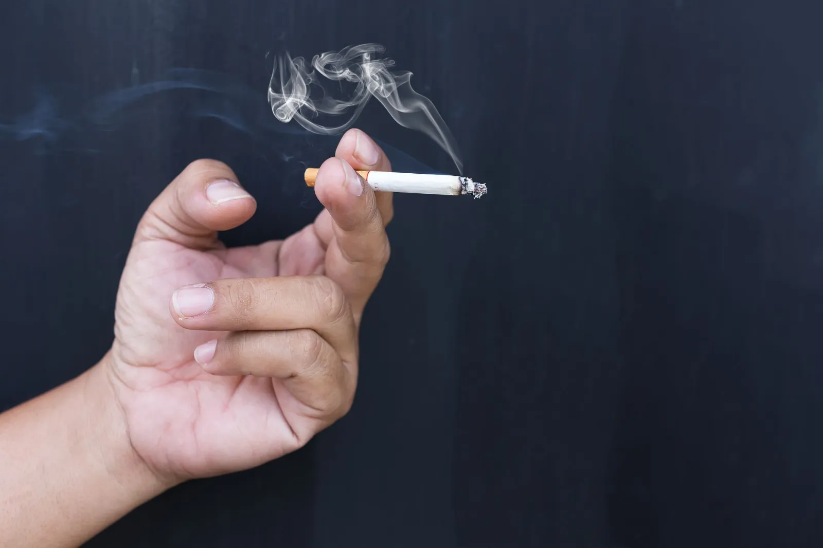 why does cigarettes make you dizzy Why Does Nicotine Make You Dizzy – JAC Vapour
