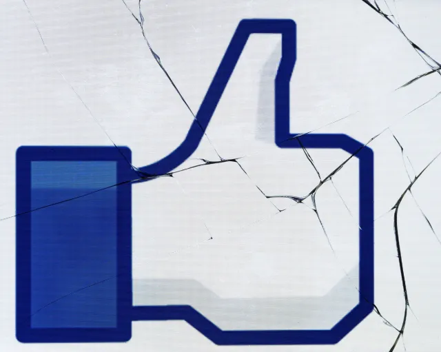 Facebook Down? Users Report Error Code 1, 2 Messages, Failed Posts ...