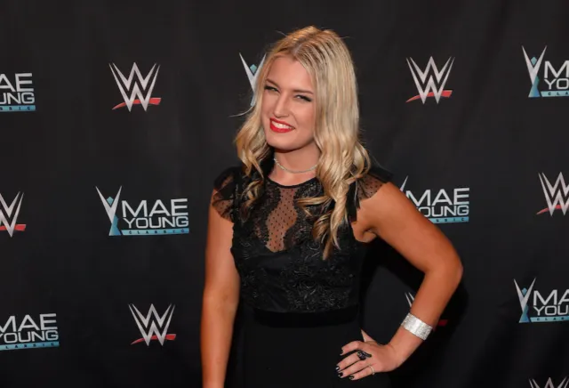 After Nude Photo Leak, WWE’s Toni Storm Backed by Paige and Wrestling