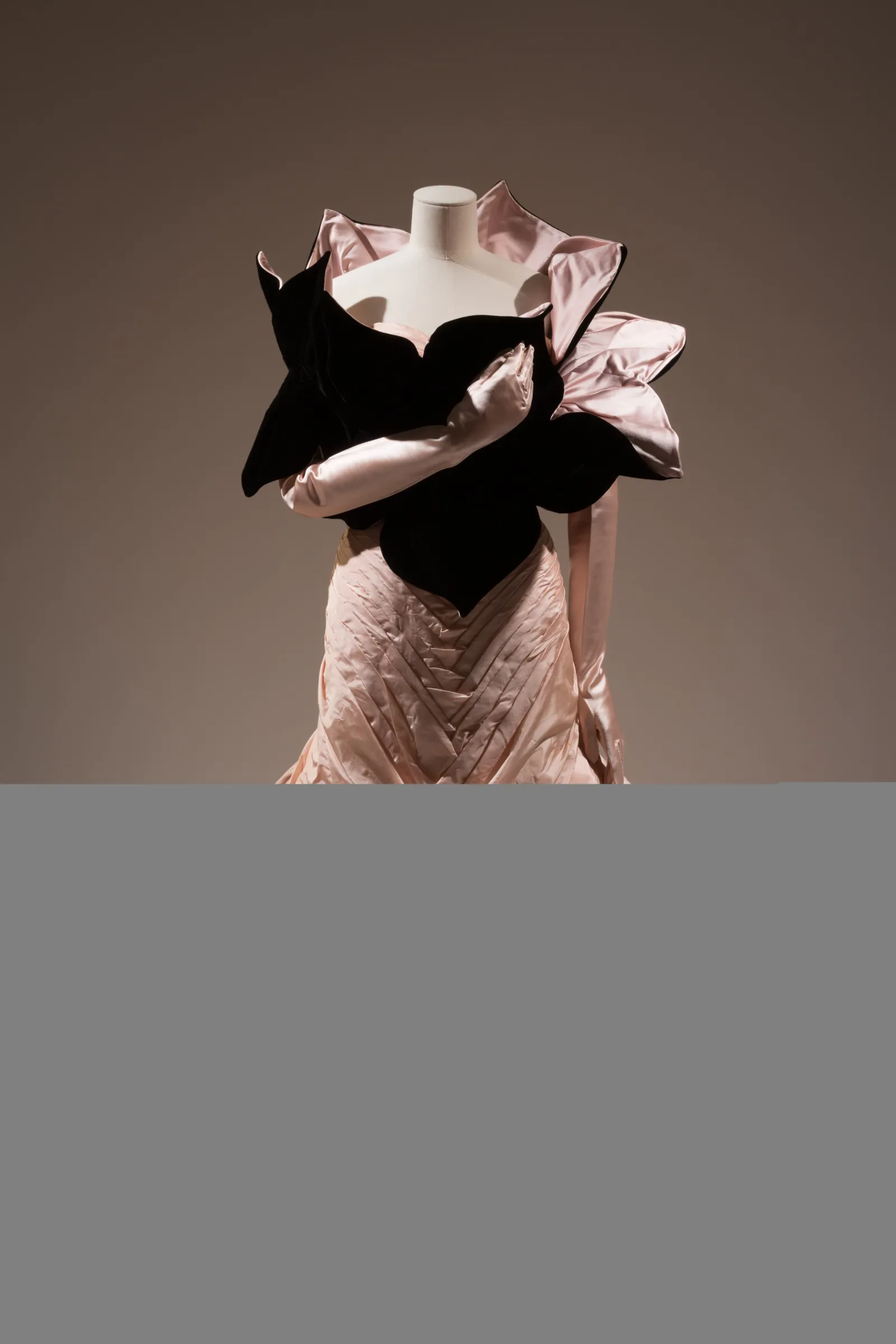 The 25 Most Iconic Fashion Ensembles in the History of the Museum at F.I.T.  - Newsweek