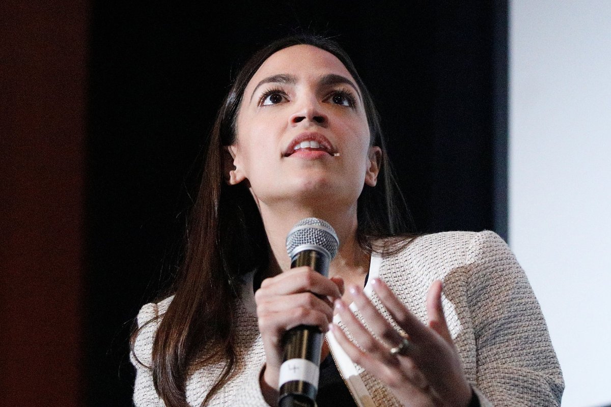 www.newsweek.com