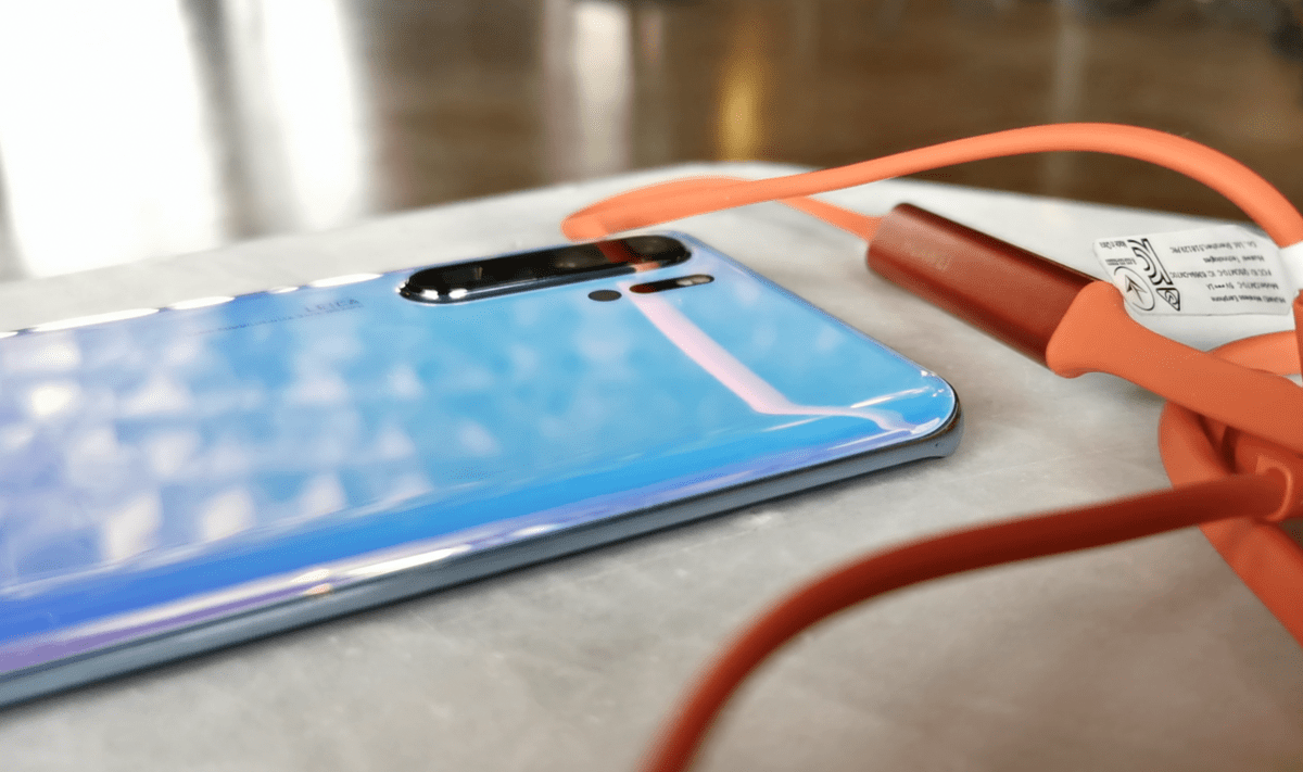 1375260-huawei-p30-pro.png?w=