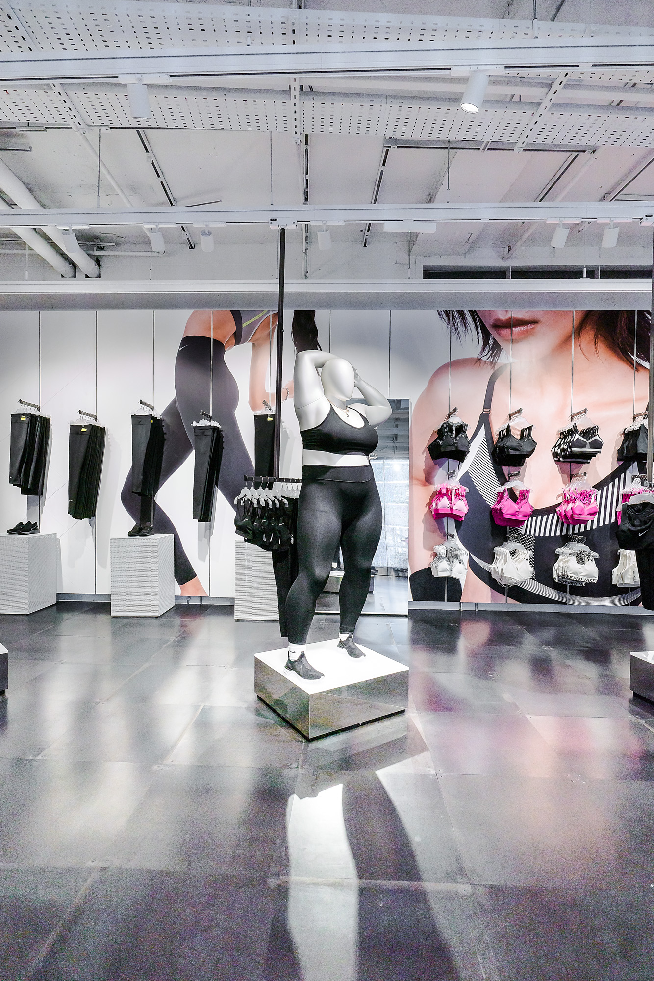 nike curvy mannequins