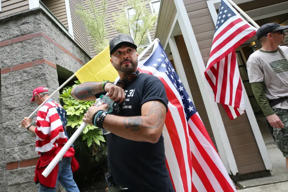 Far-Right Leader Apparently Accepting Donations From Unofficial ‘Church’