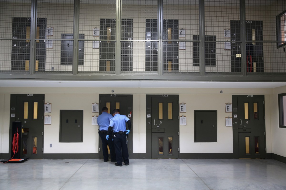 Cuban Asylum Seeker Dies in Apparent Suicide In Prison, is Second ...