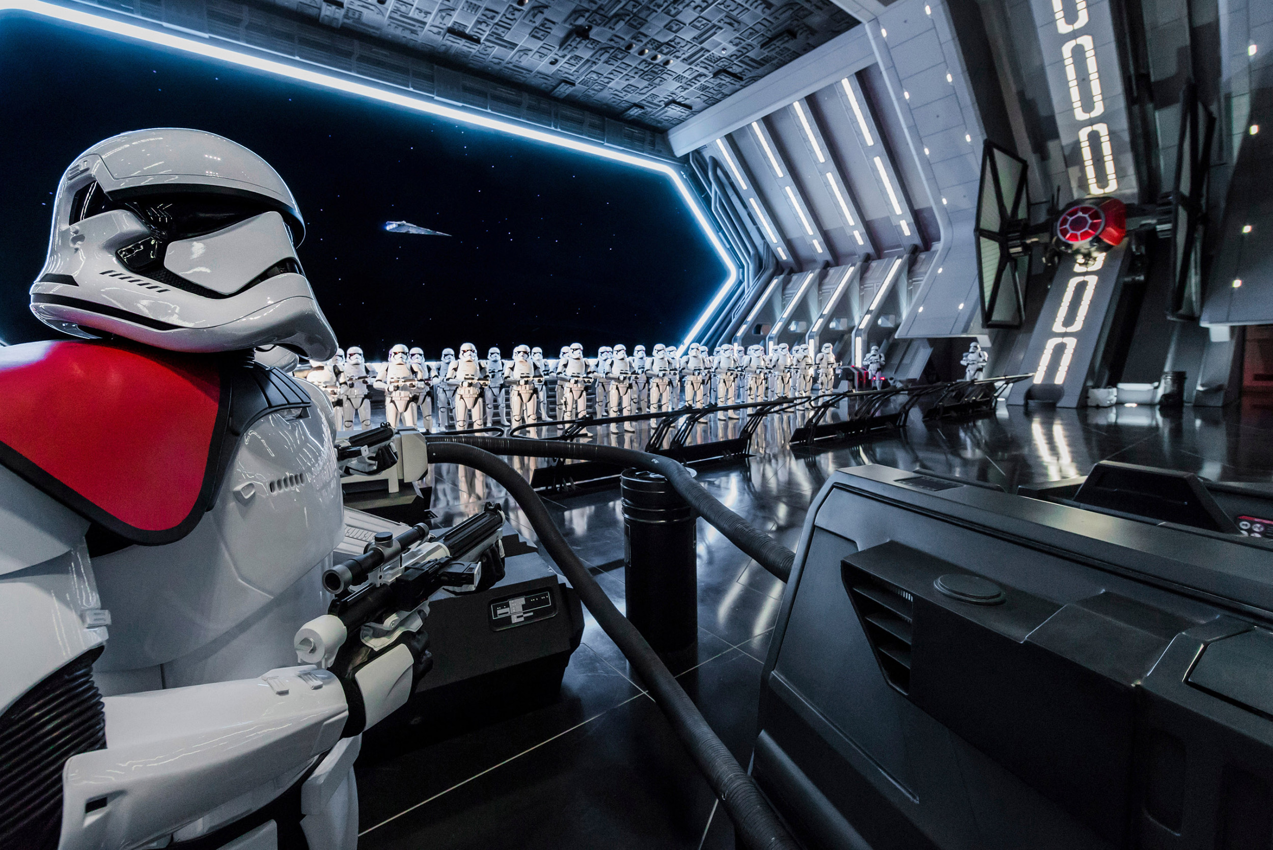 USオーランドディズニーワールド限定　STAR WARS巨大宇宙船 Disneyland Rise of the Resistance Opening Date, Full Details for