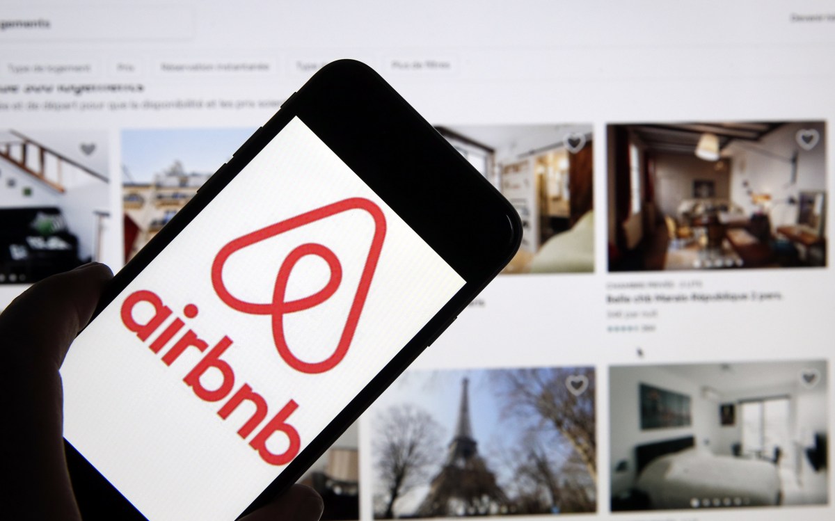 Group Rents Airbnb—’Loud Bang’ They Wake Up To At 4AM Shocks