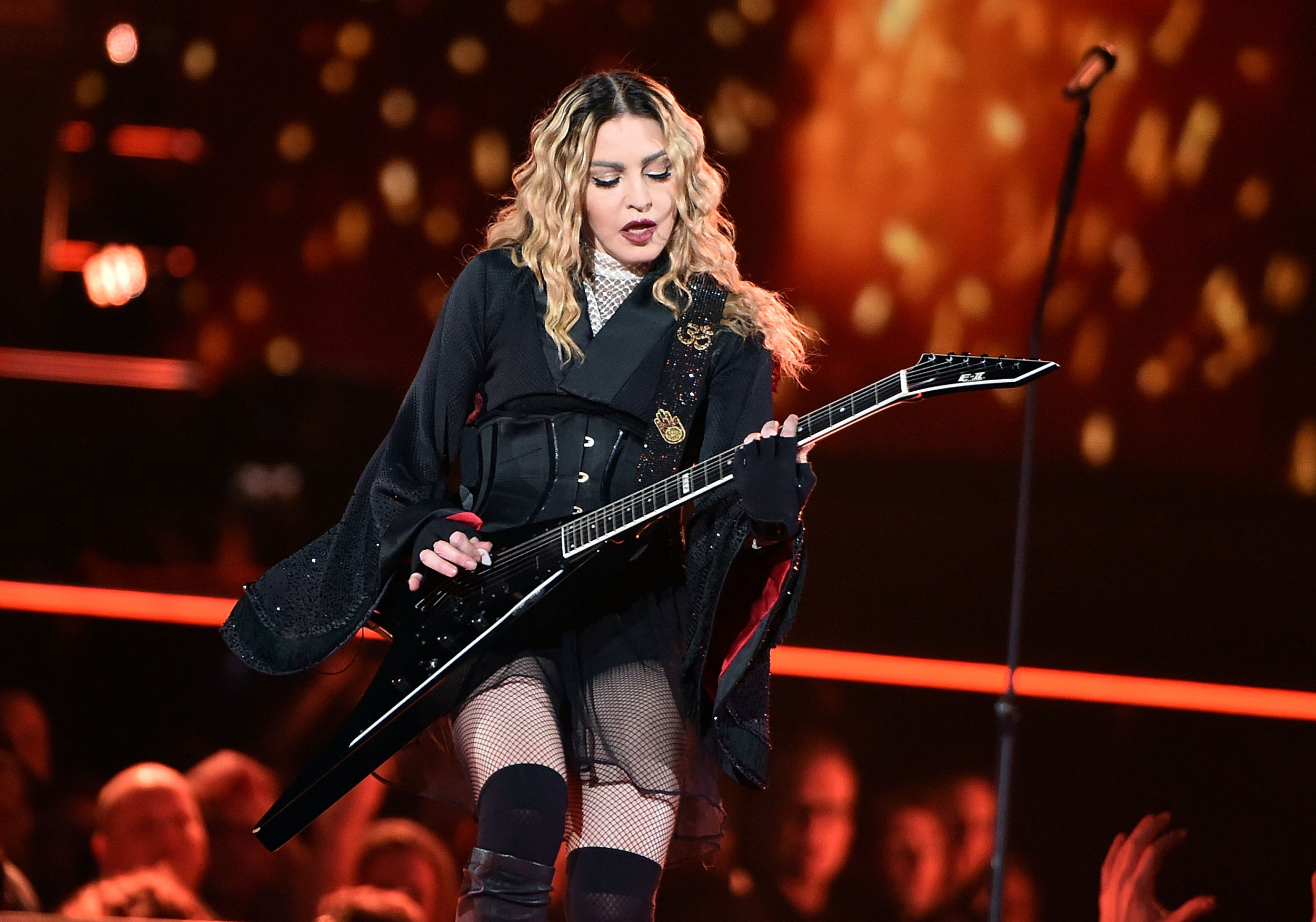 1549439-madonna.jpg?w=1600&h=