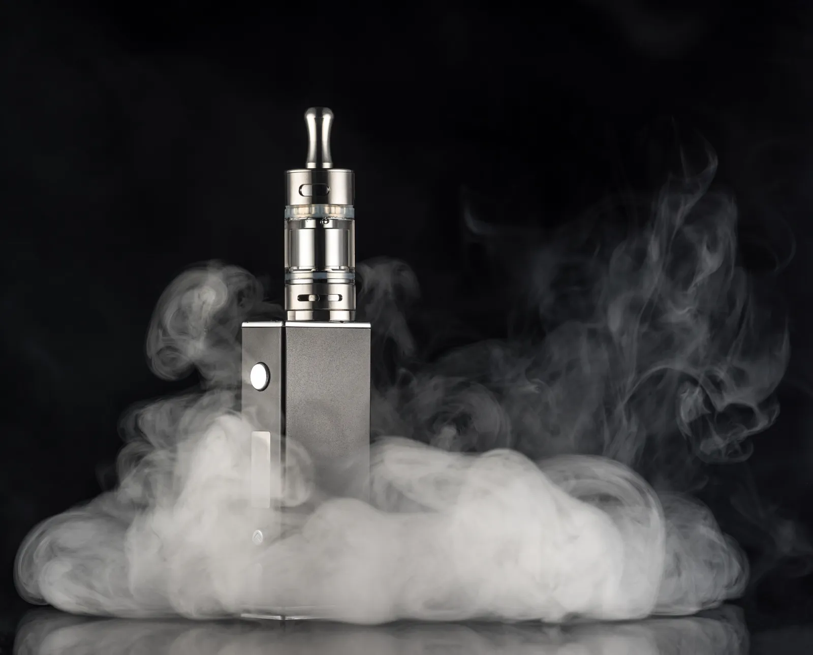 Pro-Vaping Instagram Posts Far Outweigh FDA's 'Not Very Popular' E-Cigarette  Awareness Campaign Hashtag