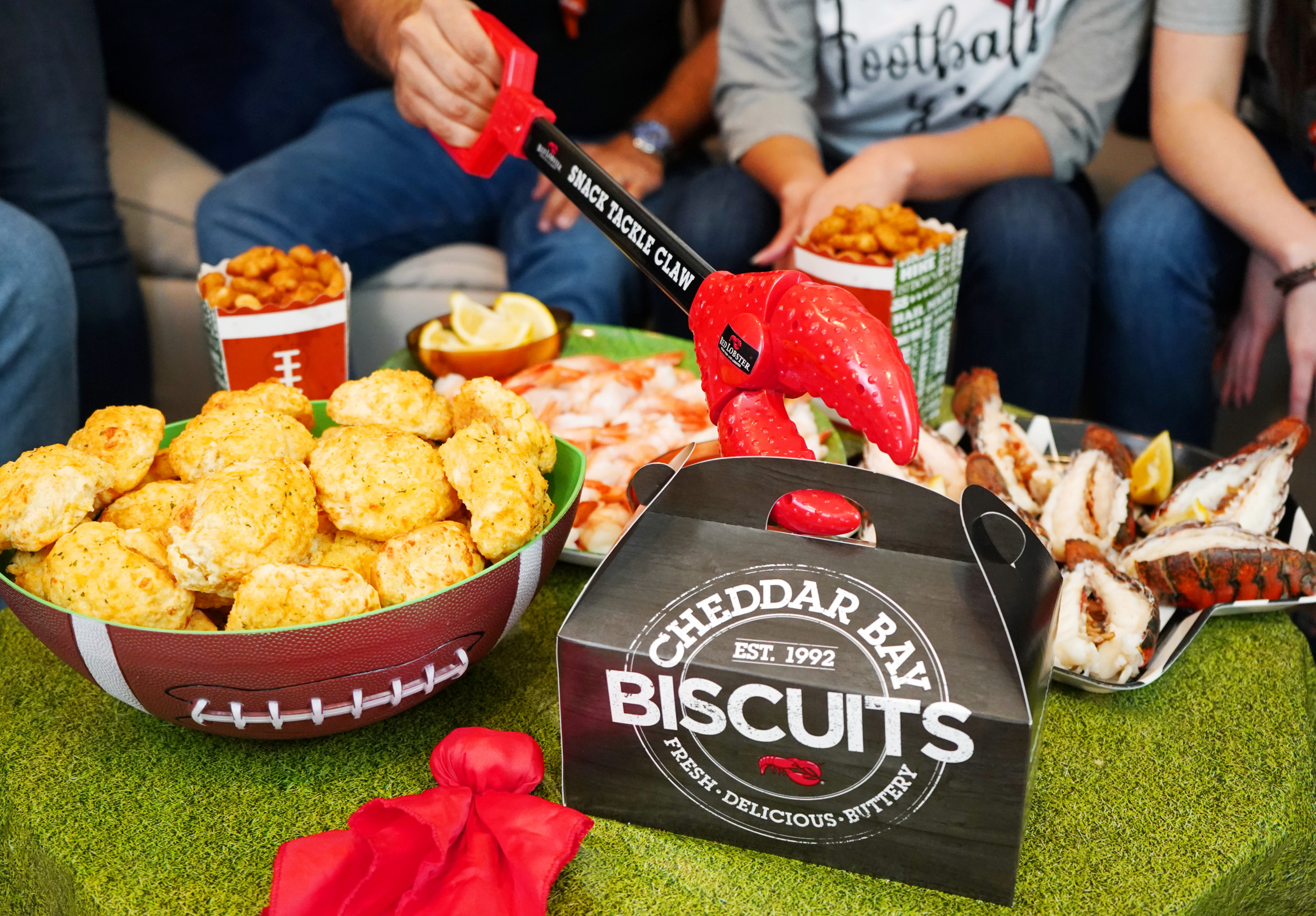 Super Bowl LIV Pizza, Chicken Wings Deals from Pizza Hut