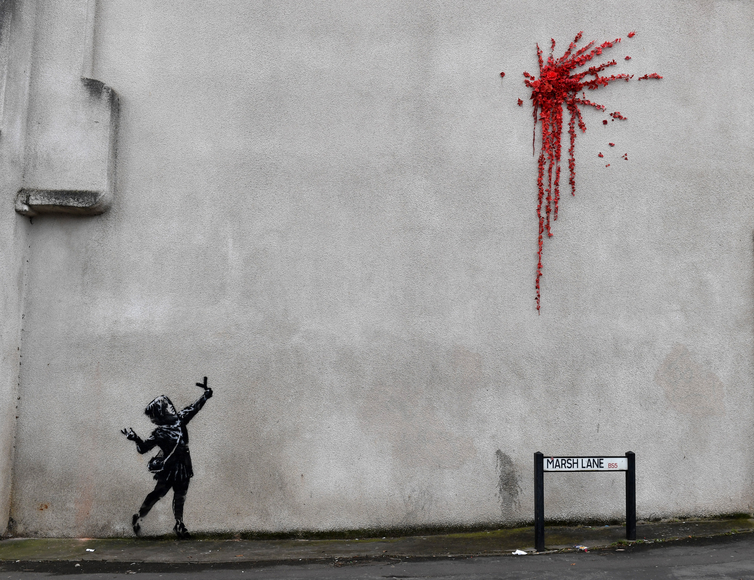 1567319-banksy-valentines-day-
