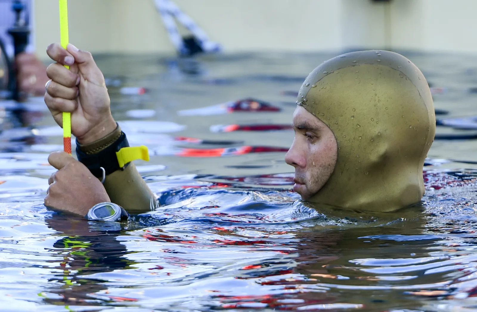 New World Record Set for Free Diving Under Ice by Son of Diving Legend ...