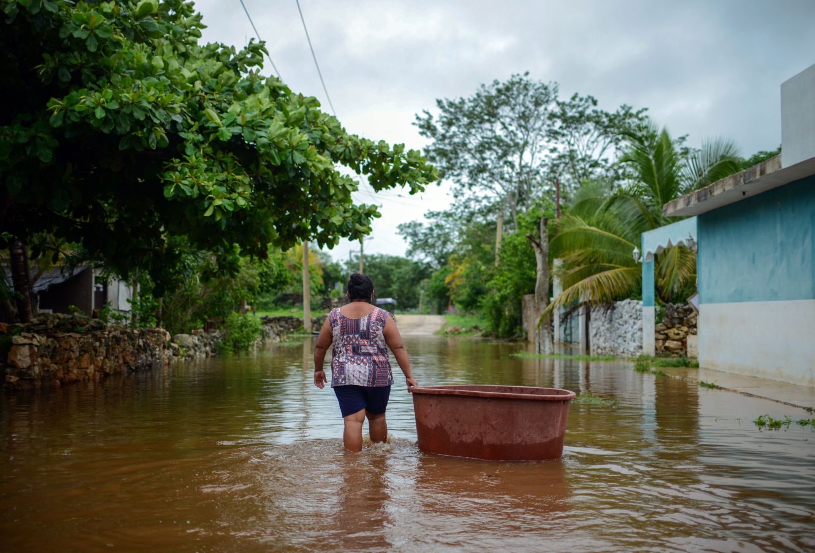 Tropical Storm Cristobal Strengthens, Storm Surge Warnings Issued for ...