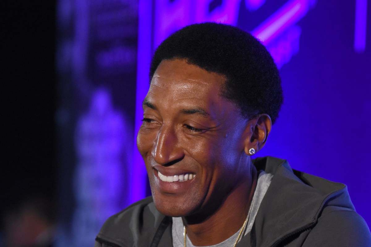Scottie Pippen Reveals Eye-Opening Truth About Michael Jordan Relationship