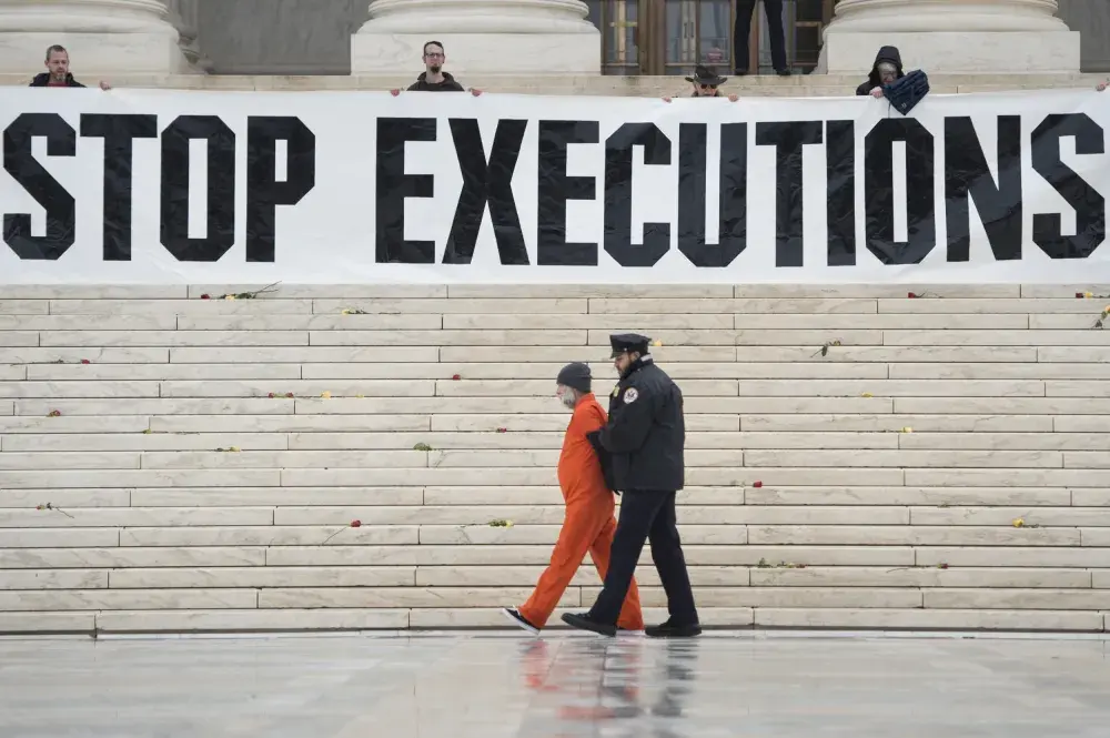 Amid Coronavirus, Some Lawmakers Spot Chance to Abolish Death Penalty