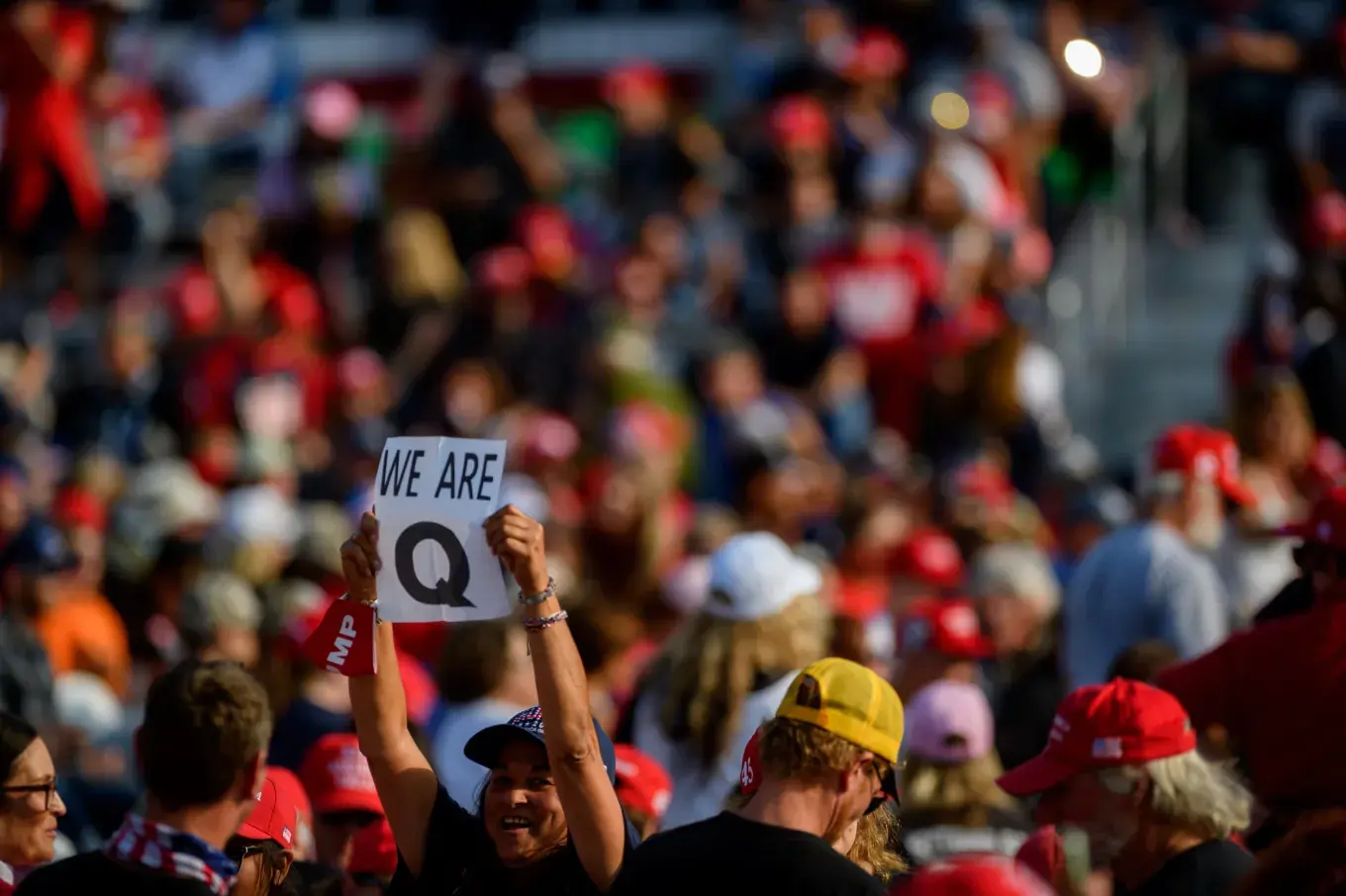 QAnon 