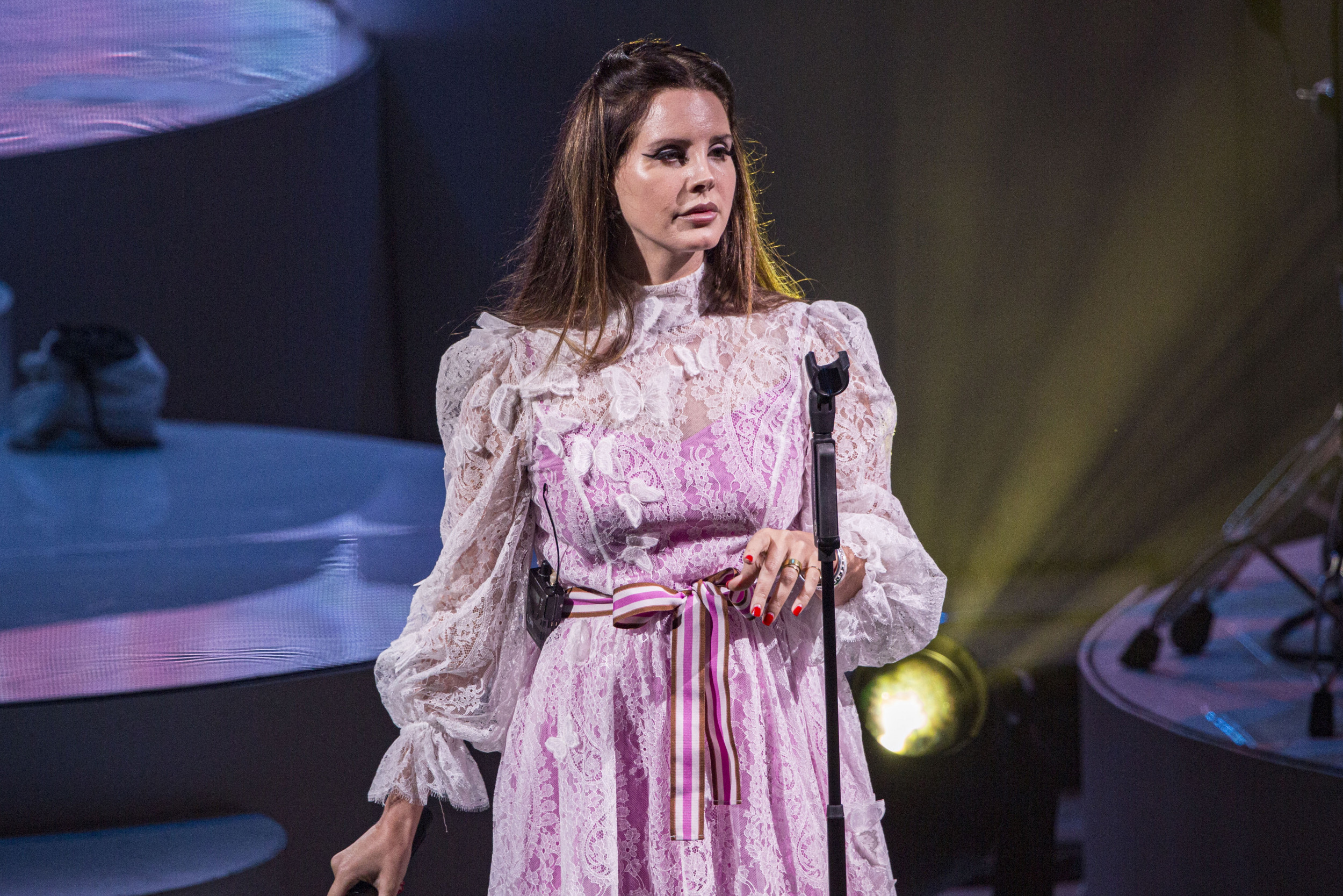 1664563-lana-del-rey.jpg?w=