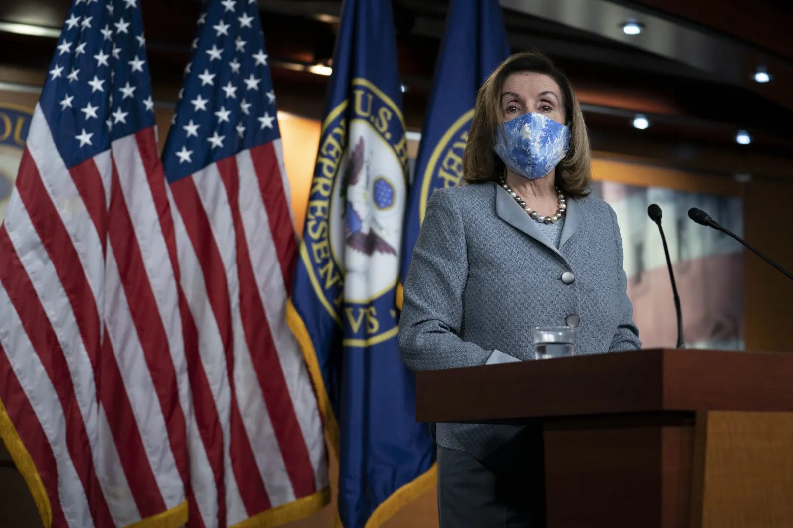 Stimulus Clock Ticking as Congress Has Just 14 Days To Work Out Relief Package This Year