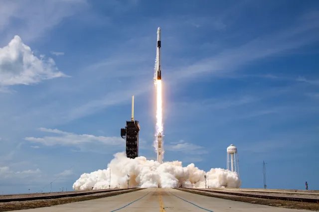 Videos Show ‘Meteor’ Over Oregon, Washington That Was Likely Falcon 9 ...
