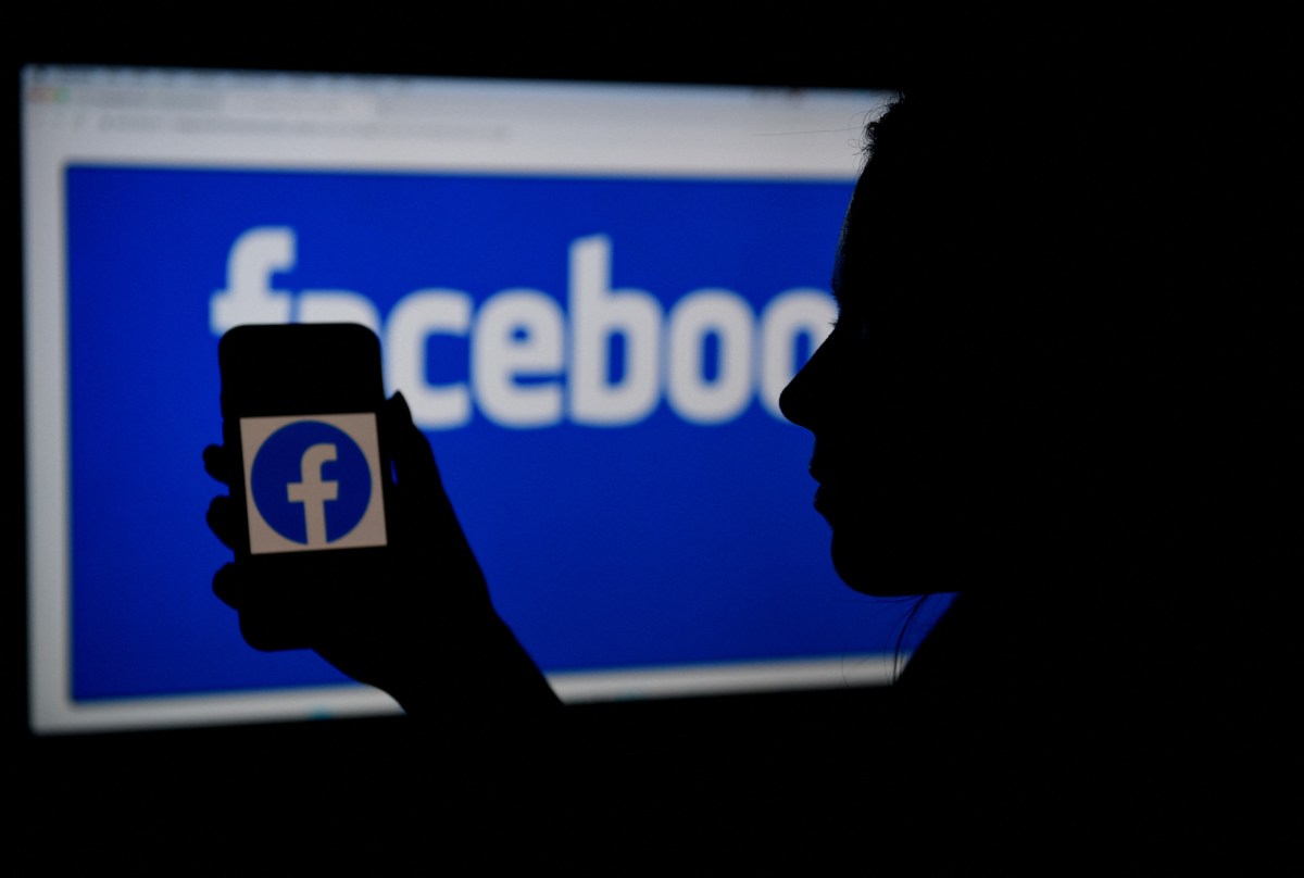 Victim of Facebook Data Breach Shares Viral Video of FB ‘Following’ Him ...