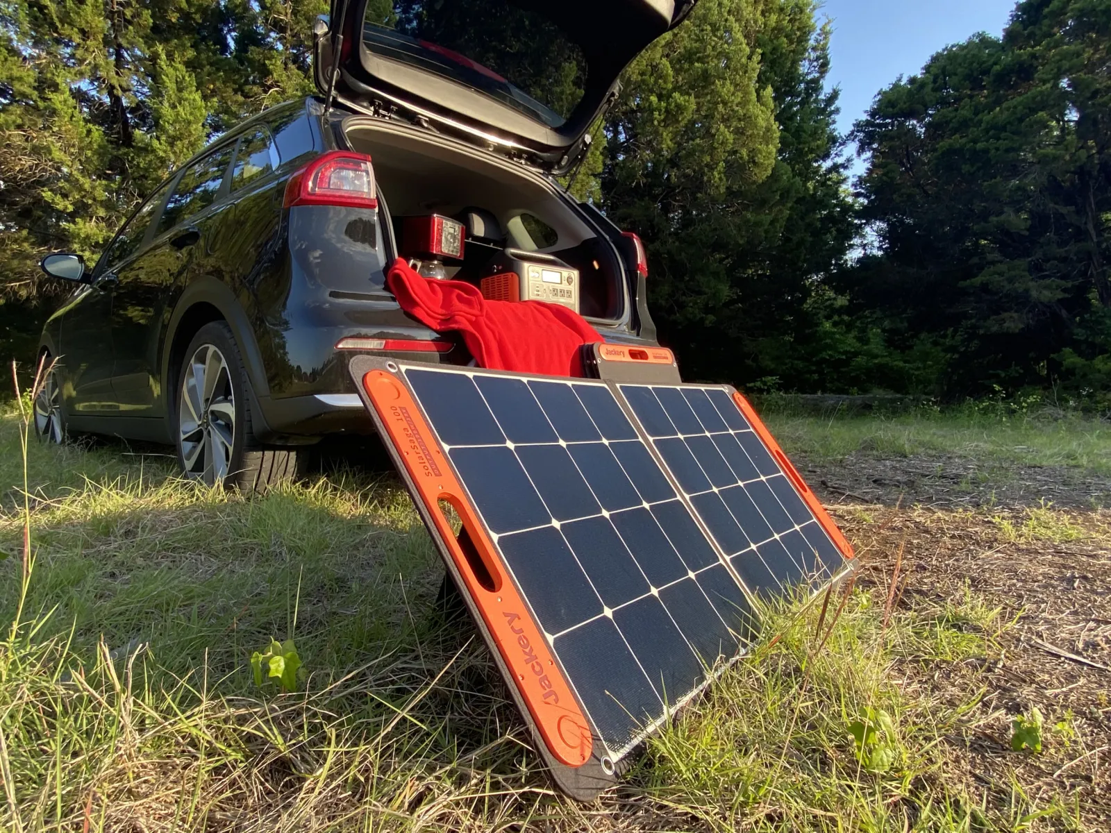 Jackery Solar Generator 1500 Review - Newsweek