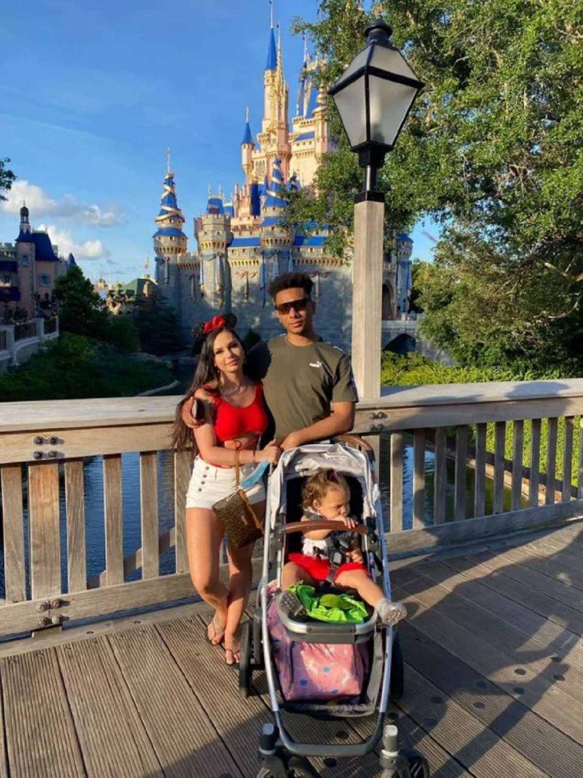 disney dress code free shirt TikTokers Discover "Free Shirt Hack" When Violating Walt Disney World Dress  Code