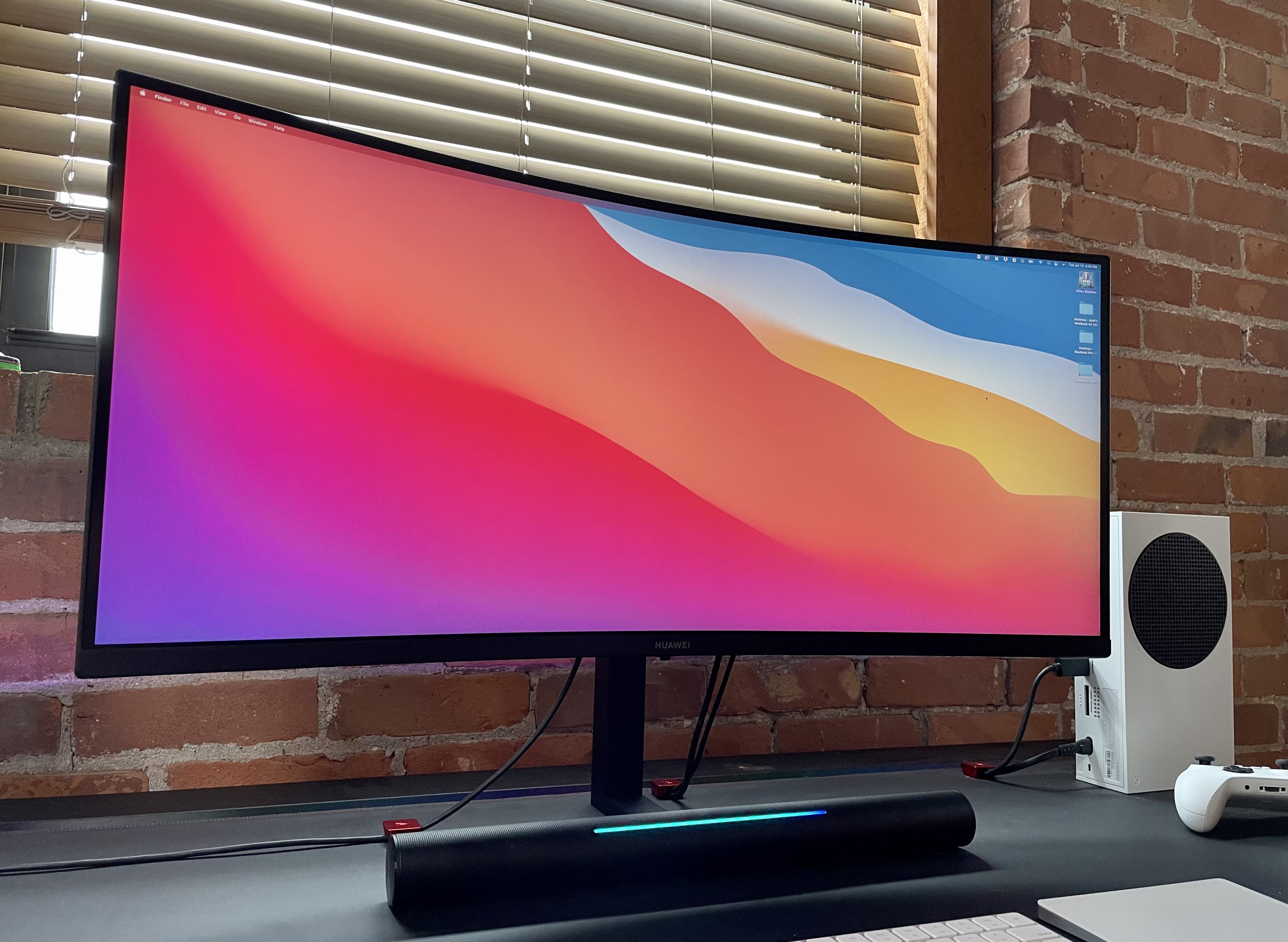 Huawei MateView GT Review - Newsweek