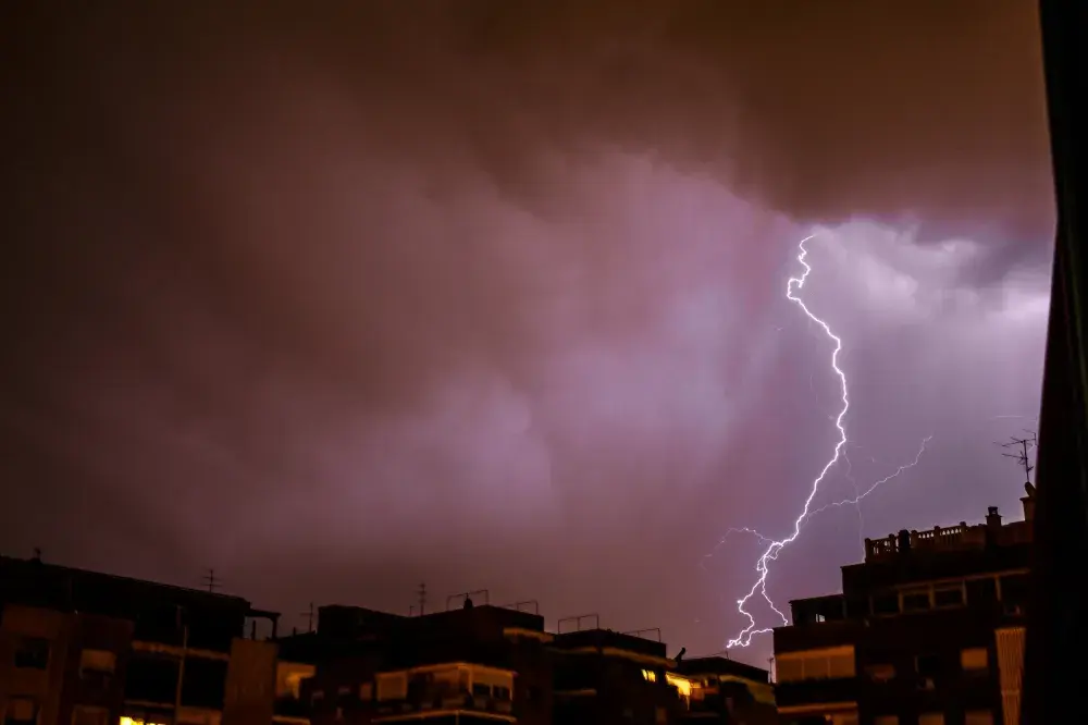 Storms Knock Out Power For At Least 300K In Wisconsin and Illinois