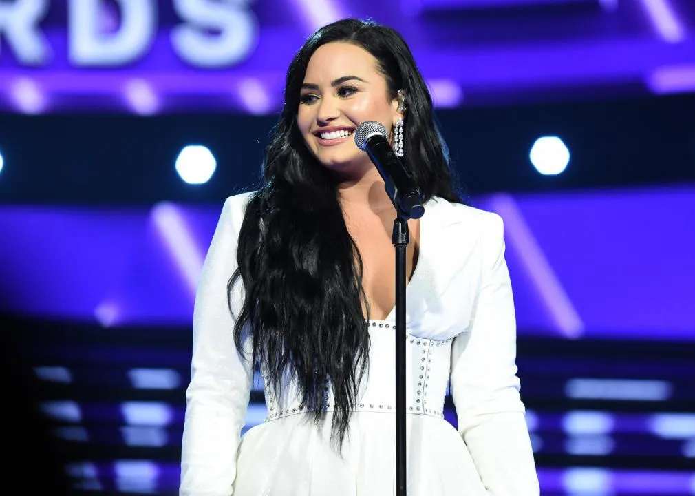 Everything You Need to Know Demi Lovato's New Gender-Neutral Sex Toy -  Newsweek