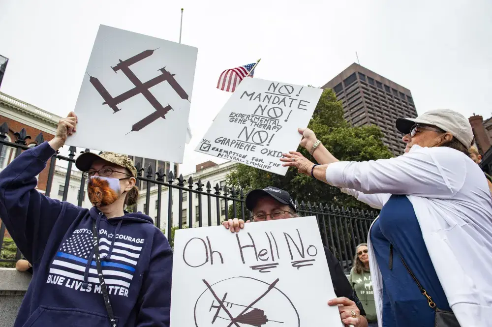 Alaska Mayor Defends Use of Holocaust Imagery by Mandate Protesters