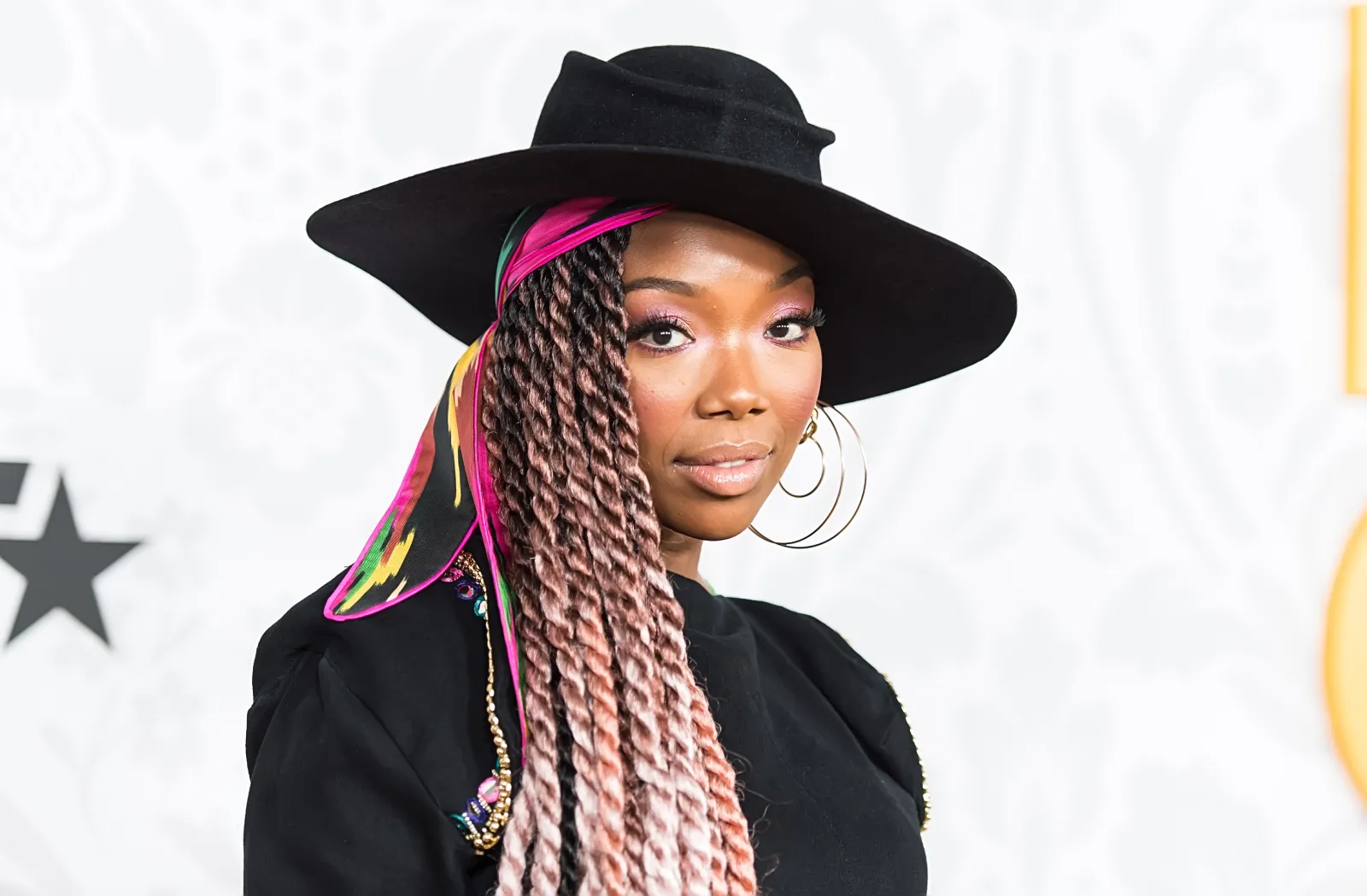 Brandy Norwood's New Show 'Queens' Brings Back '90s Nostalgia - Newsweek, image size:1600x1049