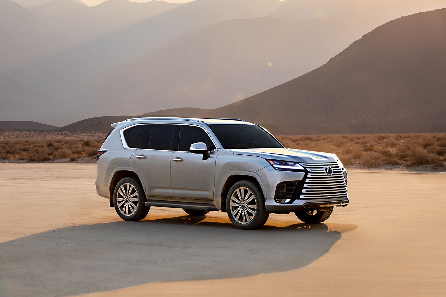 1912276-2022-lexus-lx.jpg?w=