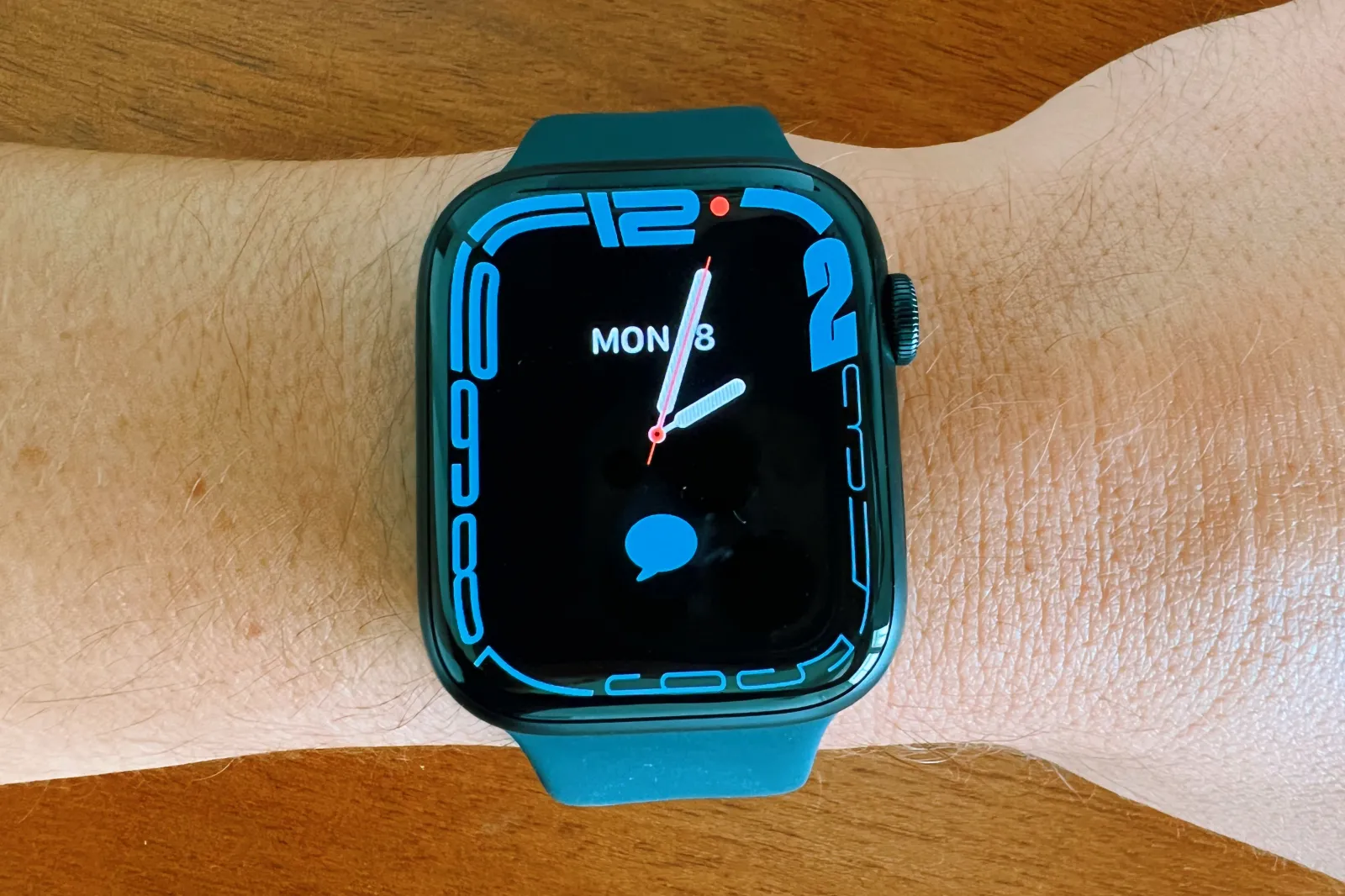 Apple Watch Series 7 Review: Is Bigger Really Better? - Newsweek display picture 1