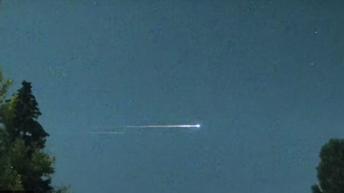 1917340-kosmos-2221.png?w=