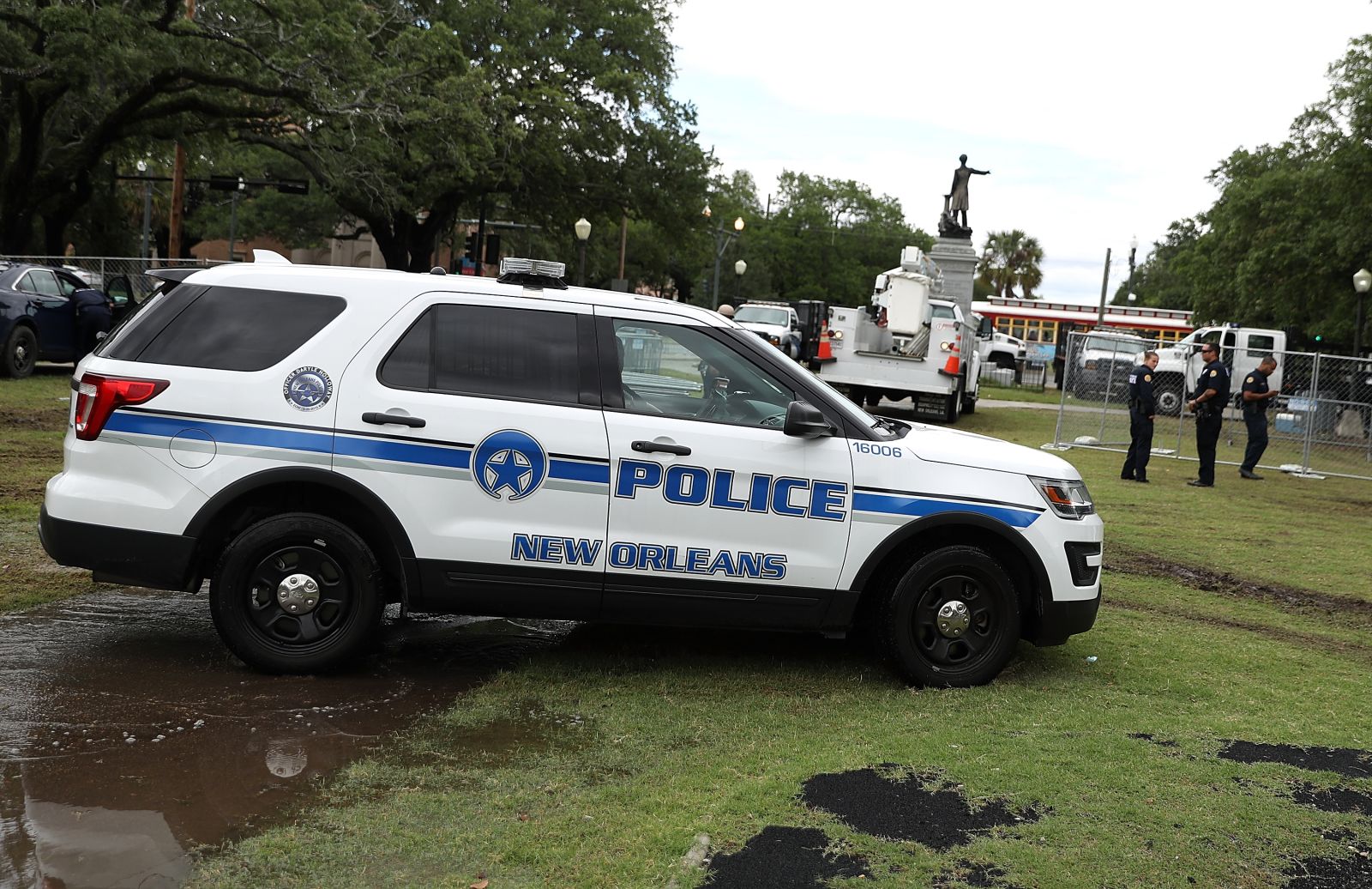 Louisiana Officer Arrested for Allegedly Using Taser on Suspect Who ...