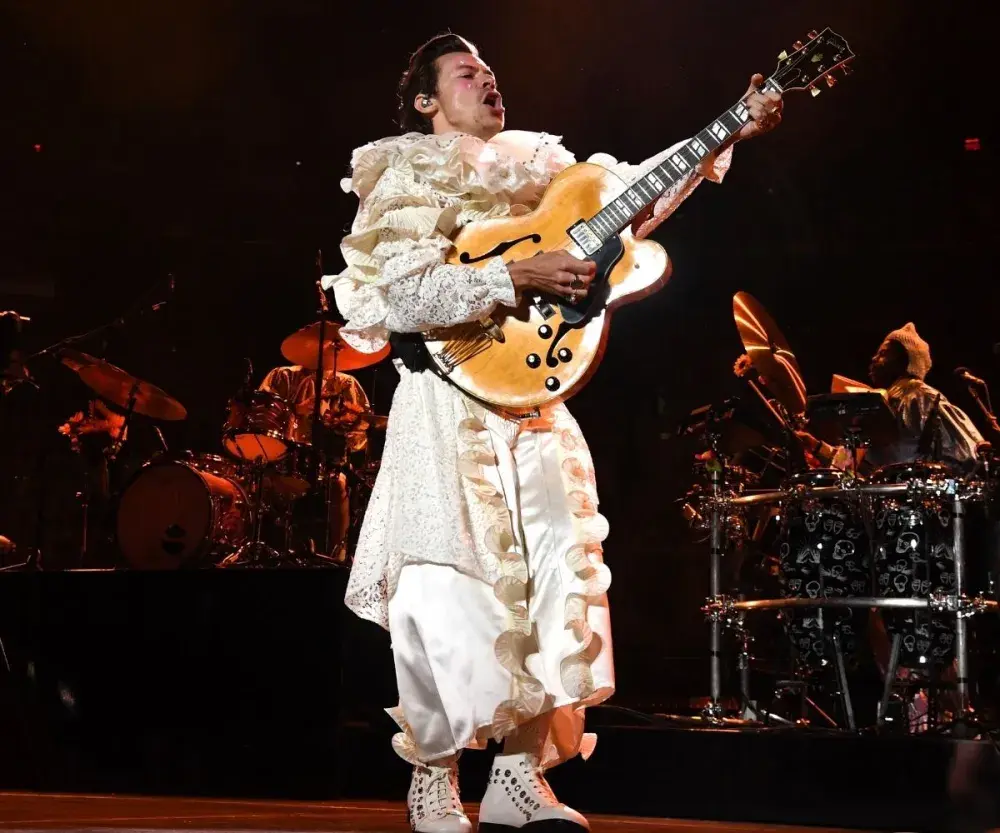 From ‘Toxic’ to ‘Landslide’: 10 Harry Styles Cover Songs That’ll Make You Weak at the Knees