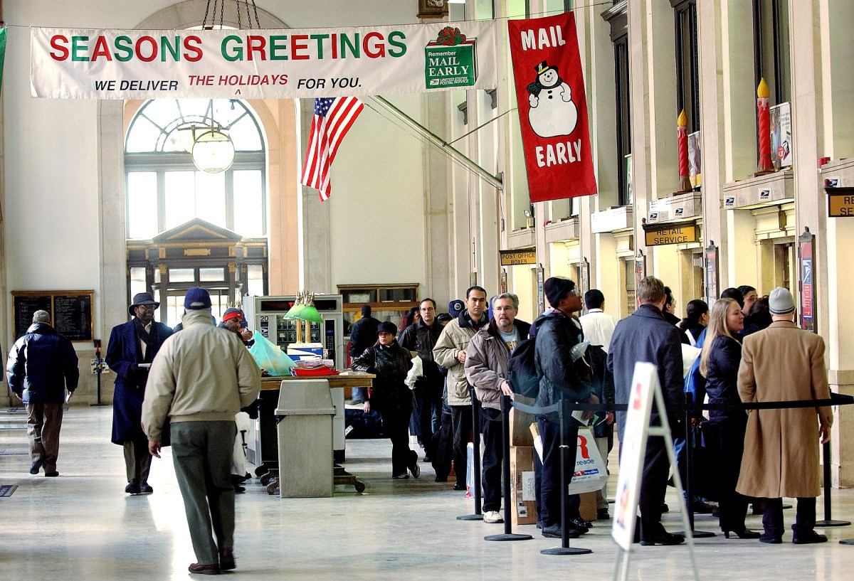 Christmas Delivery Services: Today Is the Last Day to Send First Class