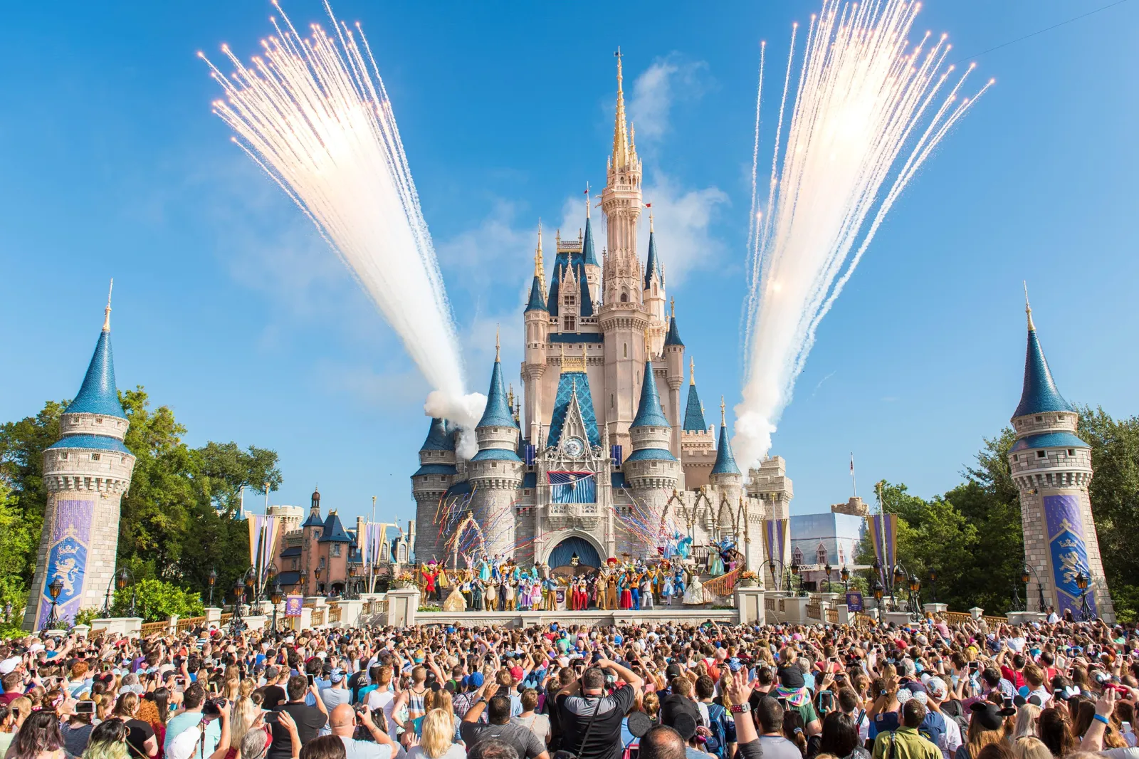Former Disney Performer Says Characters Are Only Allowed to Speak 