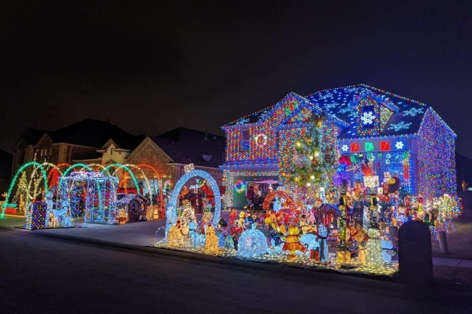 We Turn Our Home into a Christmas Wonderland Every Year' - Newsweek