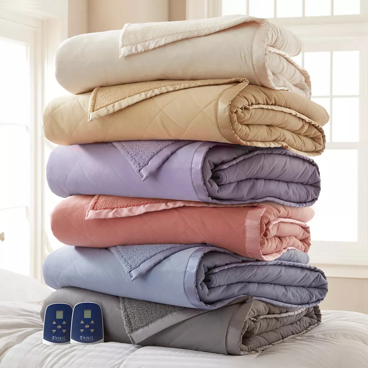 Coperta riscaldata da microflanella a Sherpa senza marchio