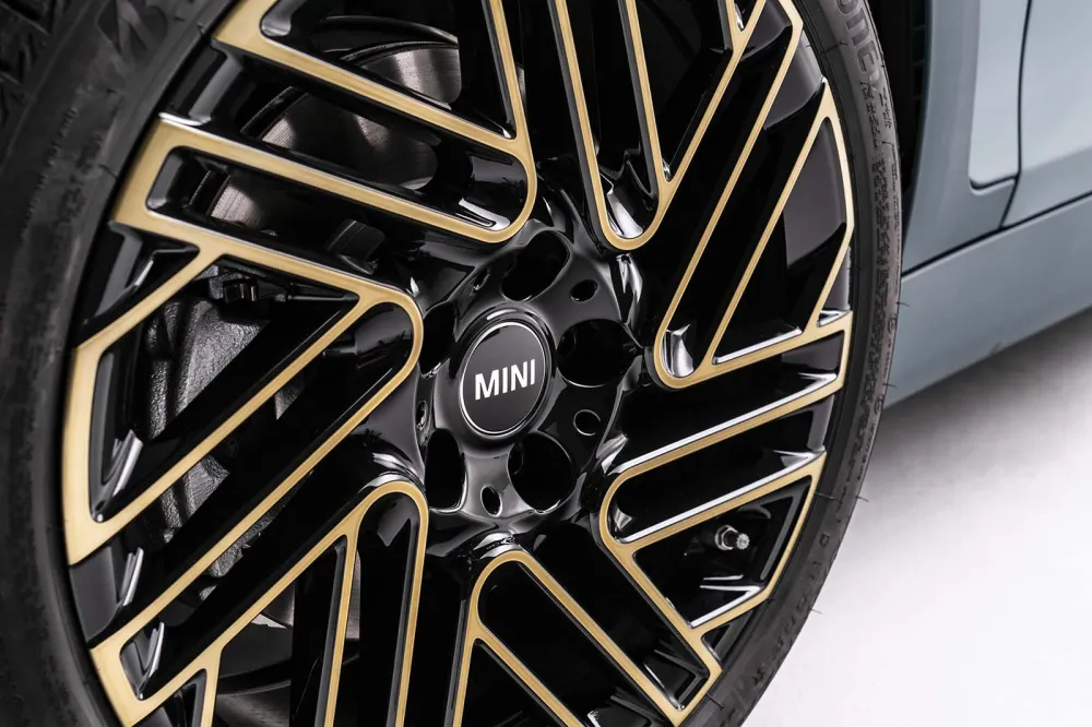 3 New MINIs Show Off Power of Company’s New Online Customization ...
