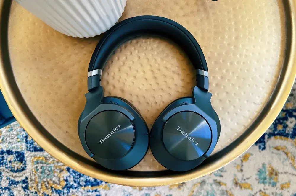You Need to Hear the Technics EAH-A800 Wireless Headphones to Believe Them