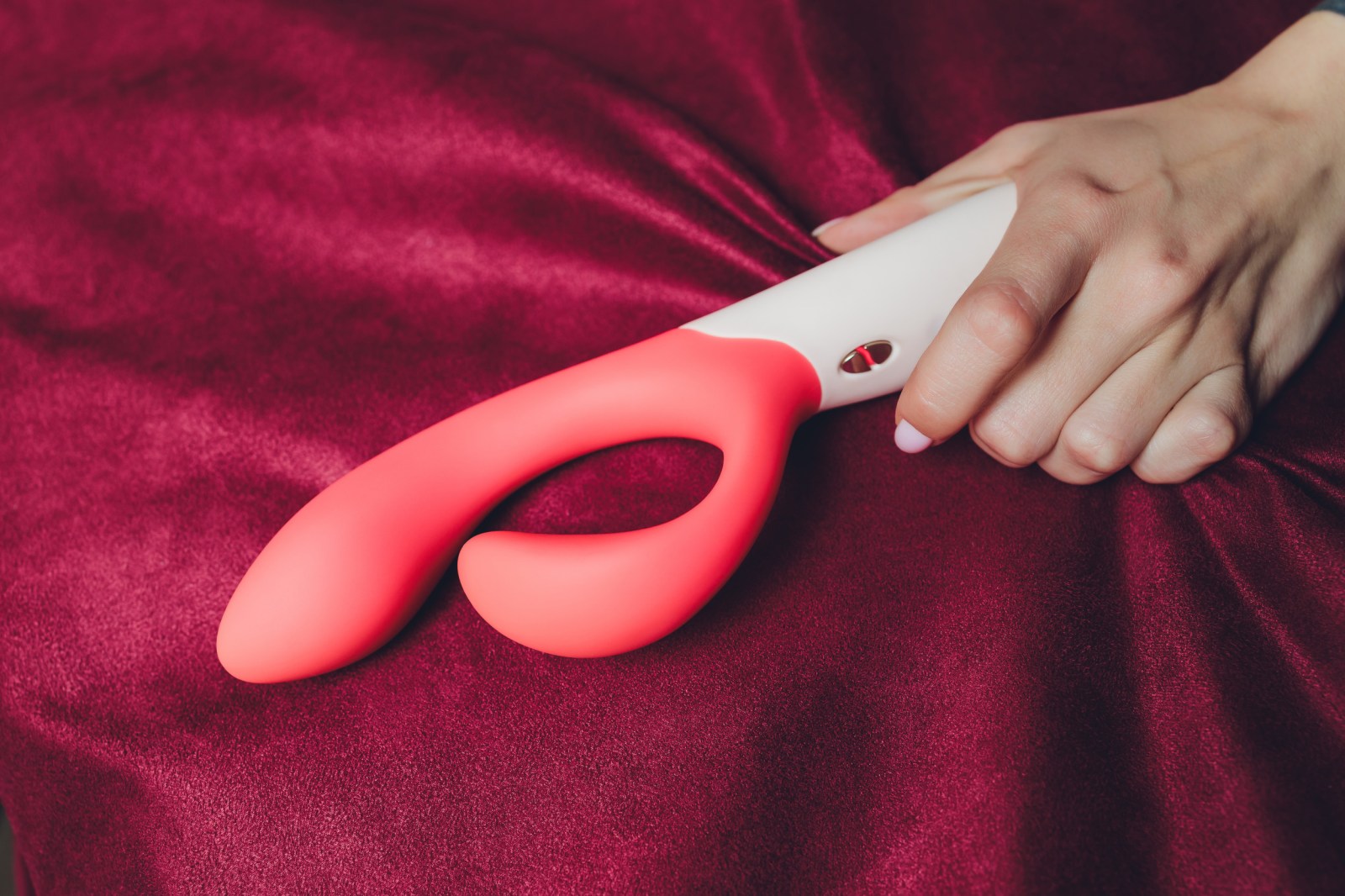 vibration for women Hello Cake Bullet Vibe Vibrator for Women, Waterproof & Rechargeable Small  Toy with 10 Vibrating Modes, Pink main image 0